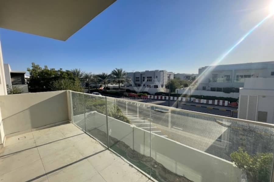 Single Row | Semi Detached | Well Maintained - Image 9