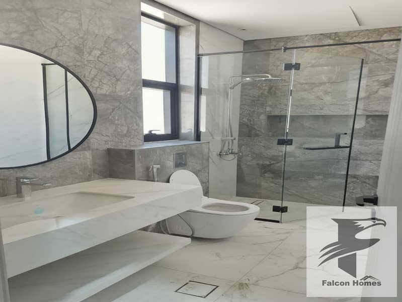 Brand New | 5BR Modern Villa with Big Garden - Image 15