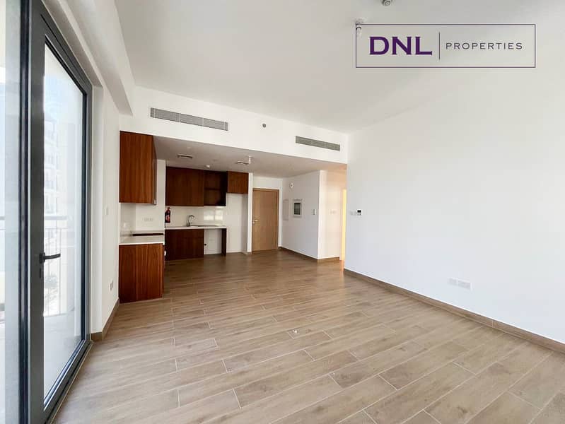 Sea and Skyline View | Spacious Layout | Resale - Image 6