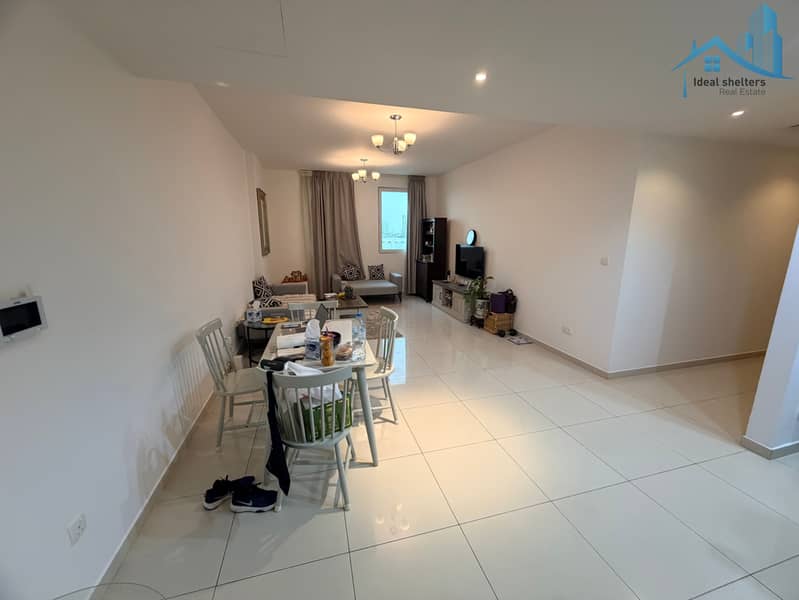 Fully furnished 1bhk Near Metro gated community