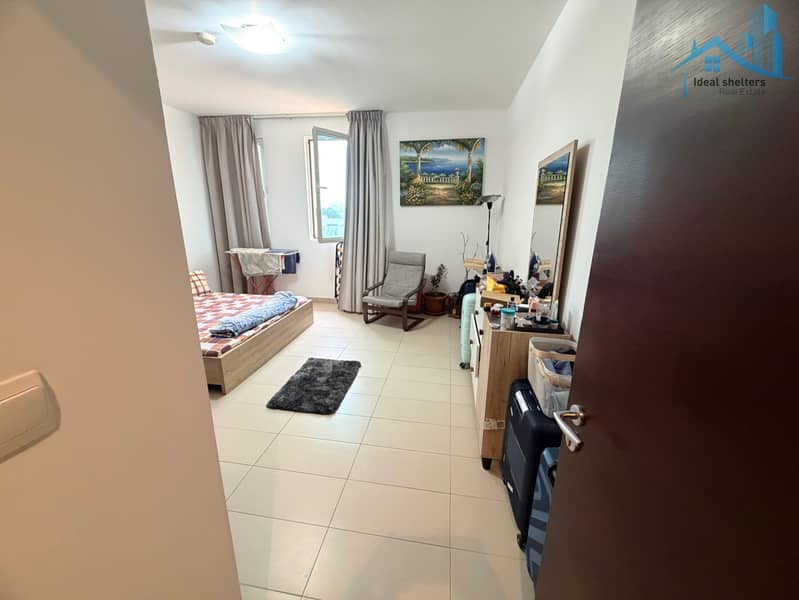 Fully furnished 1bhk Near Metro gated community - Image 10