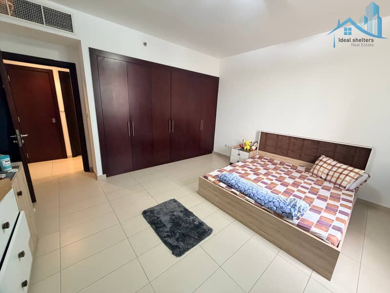 Fully furnished 1bhk Near Metro gated community - Image 12