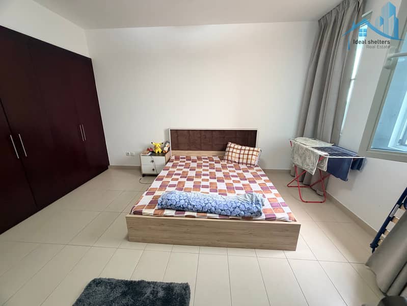 Fully furnished 1bhk Near Metro gated community - Image 13