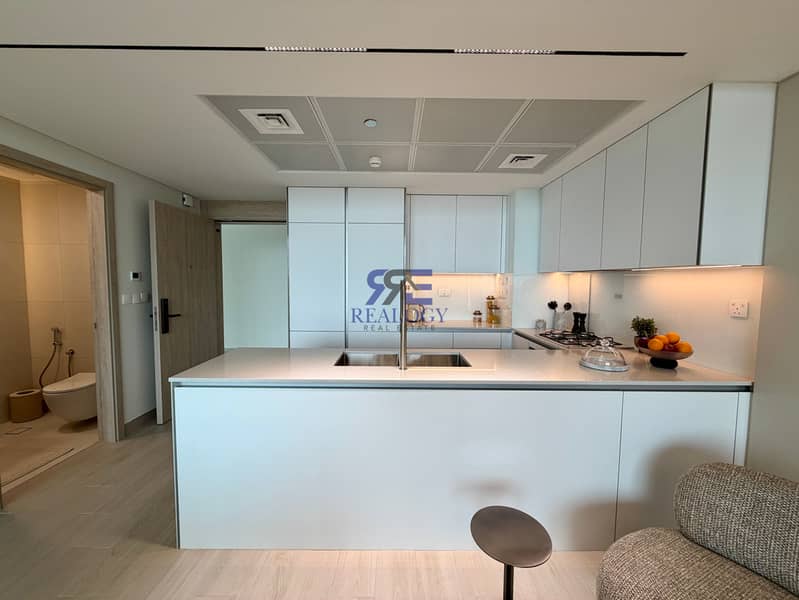 1,700 Sqft | 3 Bed Plus Maid | Park View | Family Home - Image 8