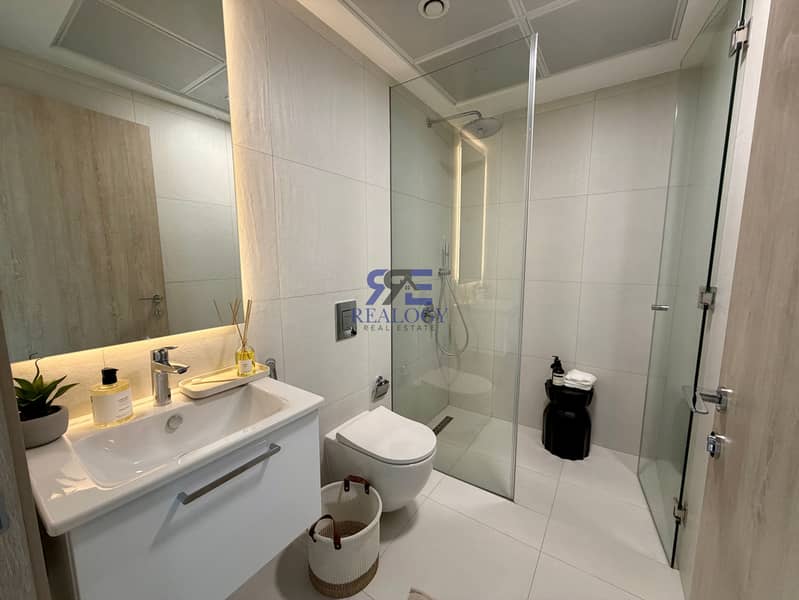 1,700 Sqft | 3 Bed Plus Maid | Park View | Family Home - Image 19