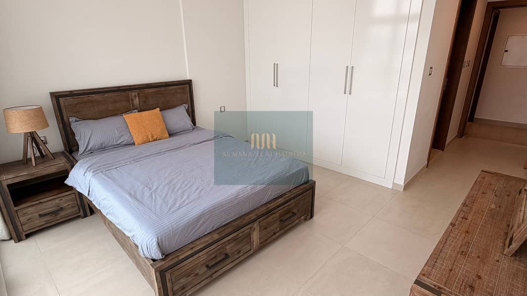 BURJ AND SEA VIEW | FULLY FURNISHED | PRIVATE BEACH ACCESS - Image 6