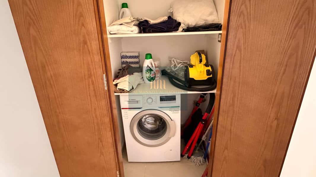 BURJ AND SEA VIEW | FULLY FURNISHED | PRIVATE BEACH ACCESS - Image 14