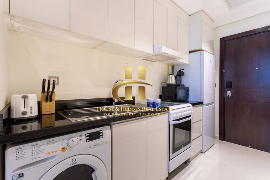 High Floor | Spacious Unit | Vacant