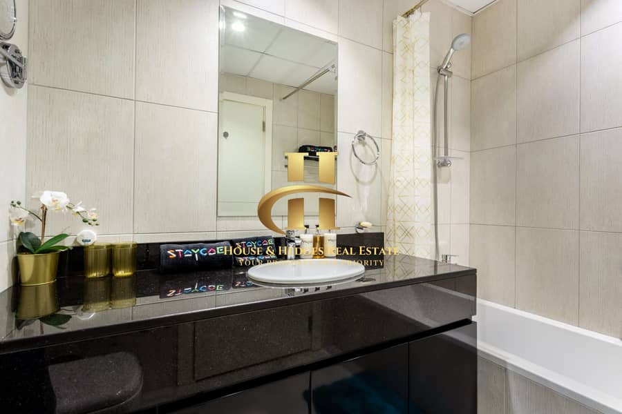 High Floor | Spacious Unit | Vacant - Image 7