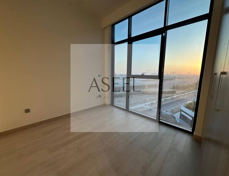 Vacant On December | Price Negotiable | Book Now