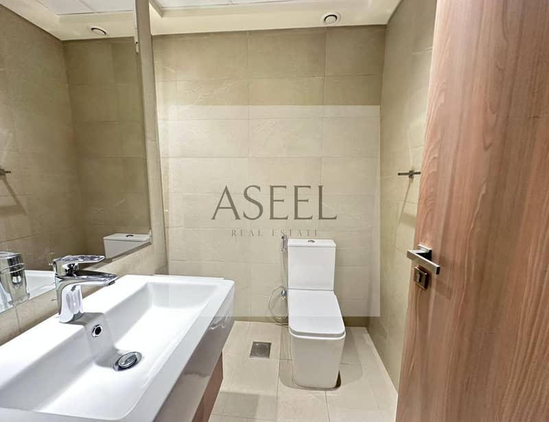 Vacant On December | Price Negotiable | Book Now - Image 13