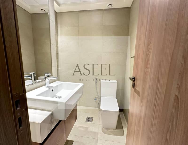 Vacant On December | Price Negotiable | Book Now - Image 14