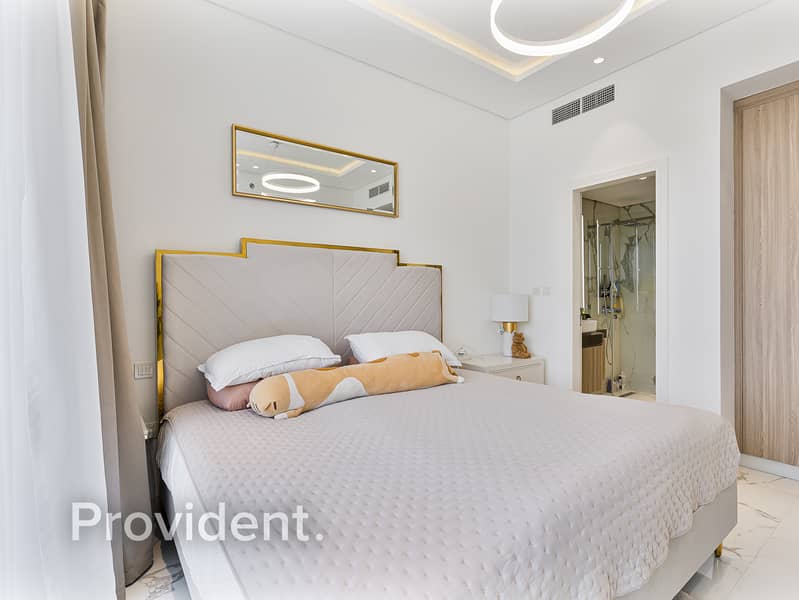 Corner Largest Layout | VOT | Fully Furnished - Image 23