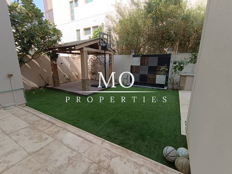 Best Priced 6 Bedrooms l Upgraded l Vacant