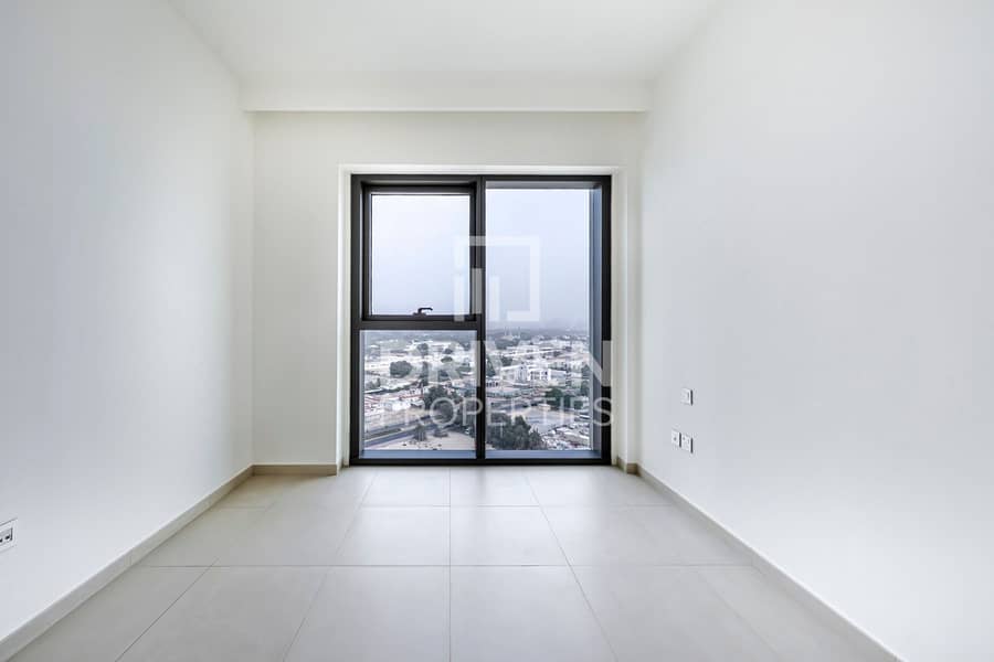 Prime Location | Spacious | Ready to Move In - Image 8