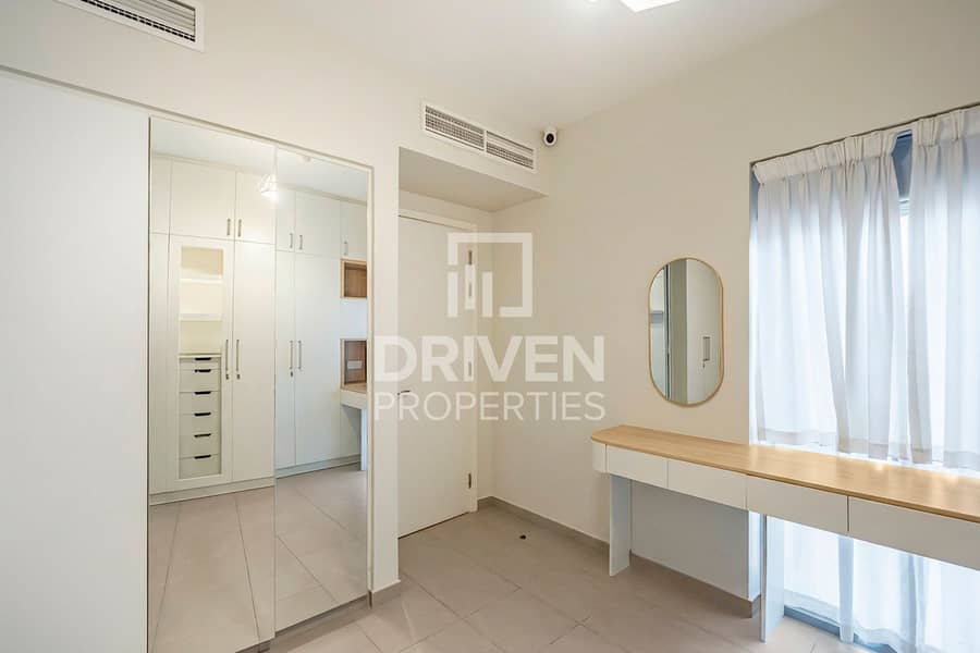 Upgraded and Fully Furnished | Single Row | VOT - Image 6