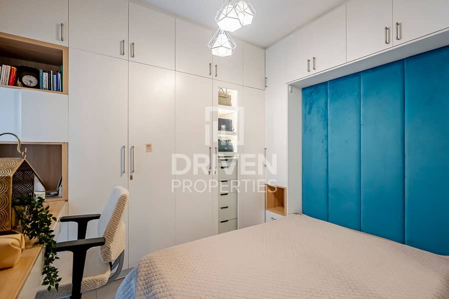 Upgraded and Fully Furnished | Single Row | VOT - Image 7