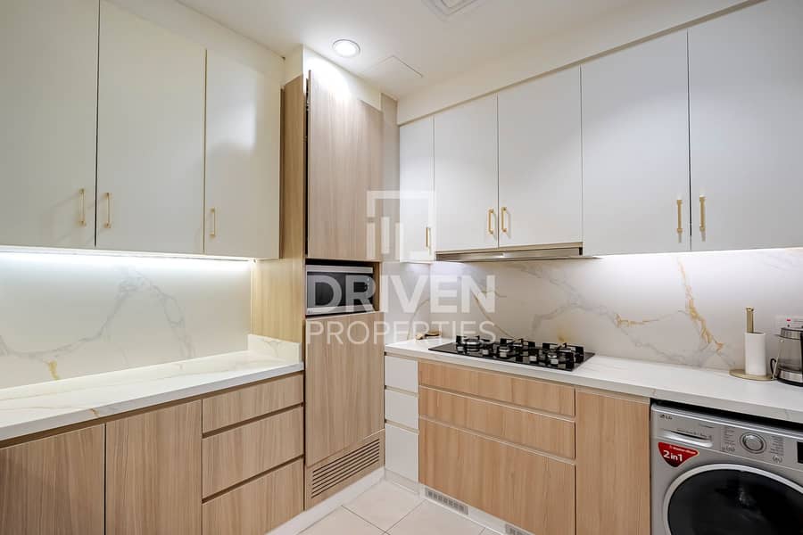 Upgraded and Fully Furnished | Single Row | VOT - Image 14