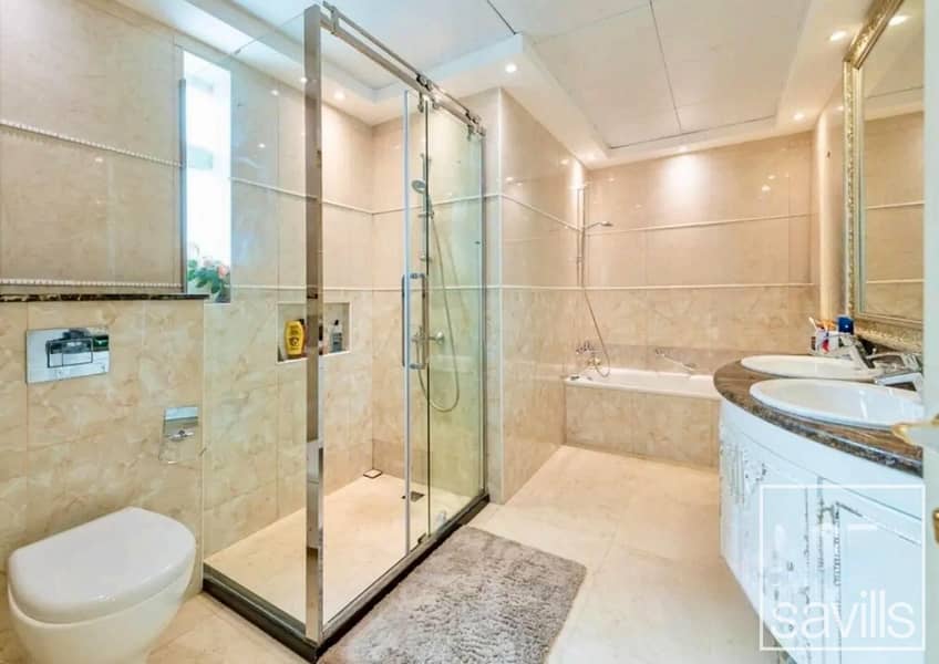 Private Lake View | Furnished | Family Home - Image 10