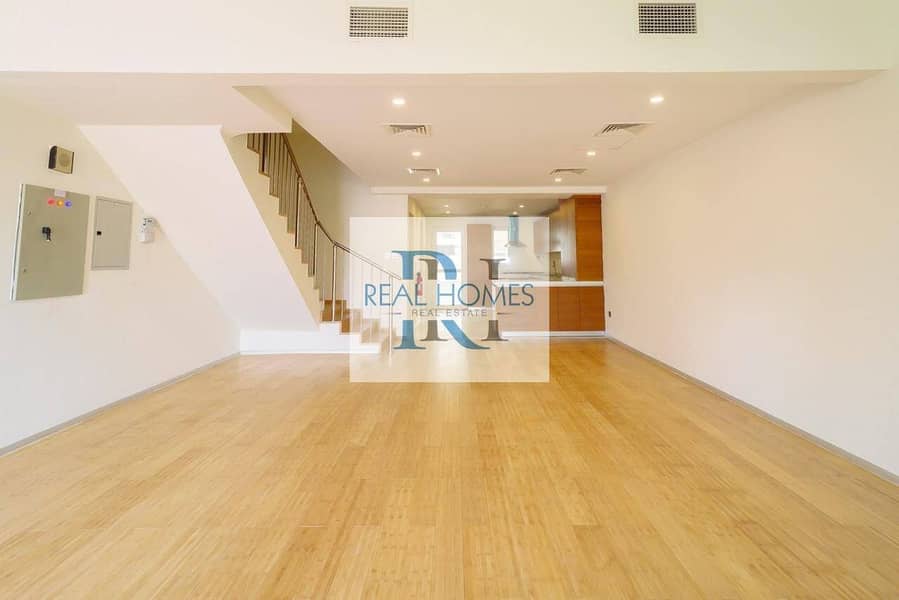 Luxury Family Villa | 4B\R + Maid | Modern Comfort