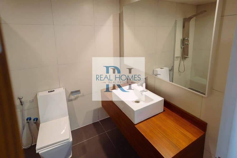 Luxury Family Villa | 4B\R + Maid | Modern Comfort - Image 11