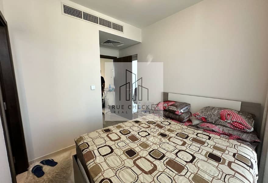 3 Bedrooms | Unfurnished | Single Row | Road Facing