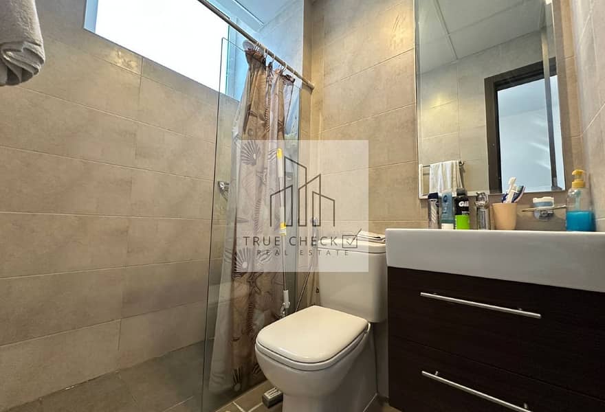 3 Bedrooms | Unfurnished | Single Row | Road Facing - Image 11