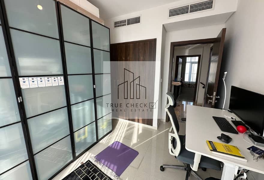 3 Bedrooms | Unfurnished | Single Row | Road Facing - Image 13