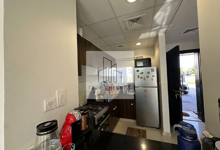 3 Bedrooms | Unfurnished | Single Row | Road Facing - Image 17