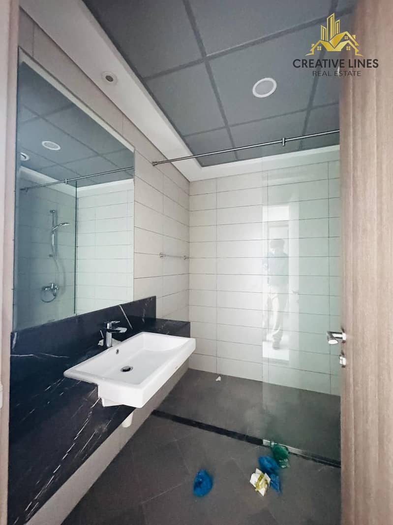 CHILLER FREE//SPACIOUS 2BHK APARTMENT WITH MAID ROOM//CLOSE KITCHEN//PRIME LOCATION//READY TO MOVE IN - Image 11