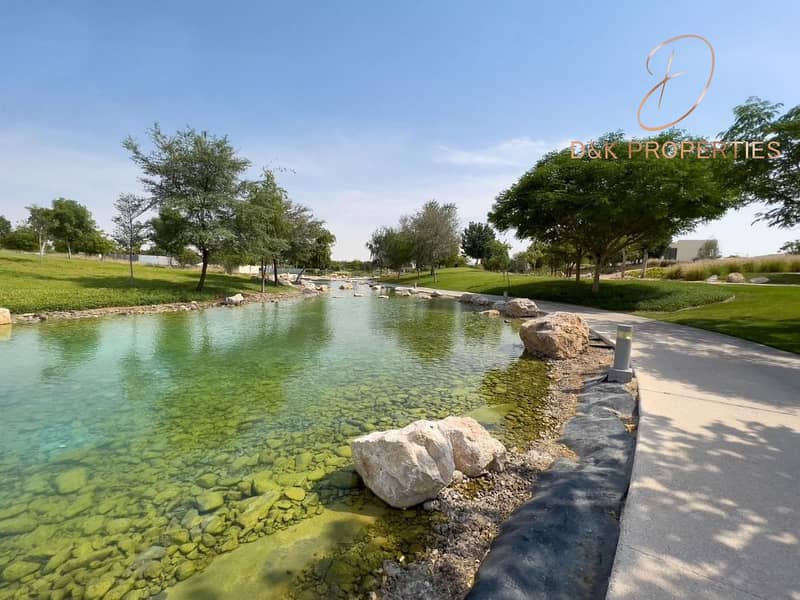 Parkside View I Premium Unit I Contemporary Living - Image 13