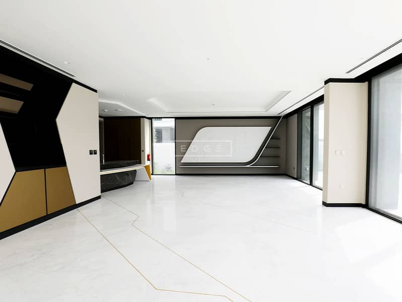 Lamborghini Mansion | Large Layout | Ultra Luxury - Image 11