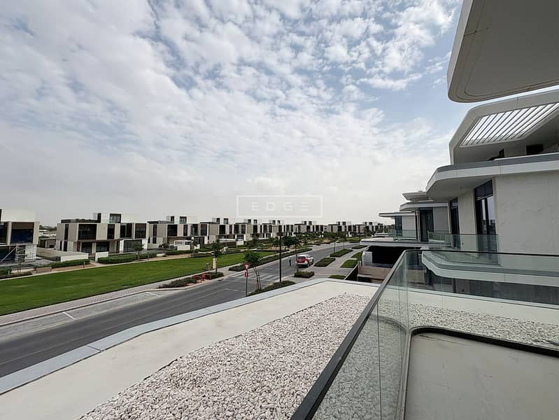 Lamborghini Mansion | Large Layout | Ultra Luxury - Image 17