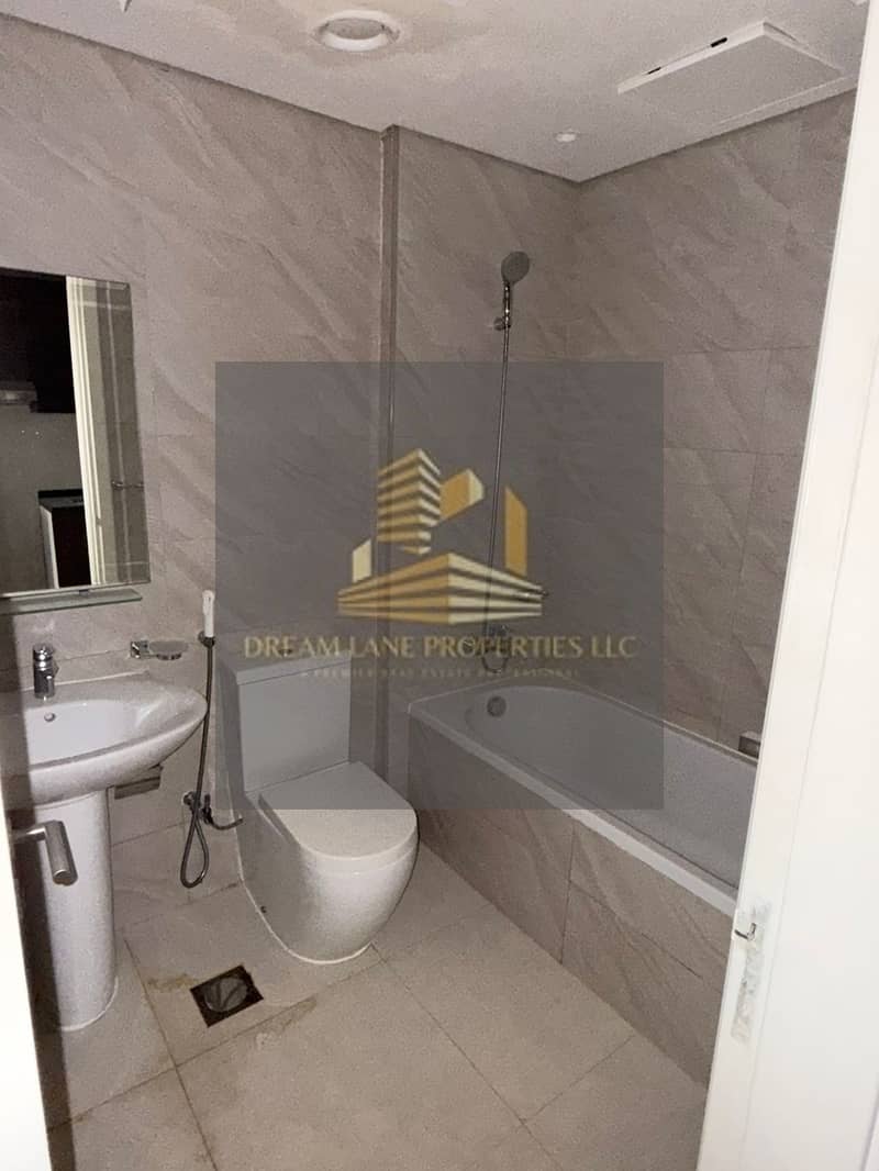 9% ROI/NEW BUILDING/DISTRESS DEAL STUDIO DUBAI SOUTH CASH OR MORTAGE BUYER/PRICE 513 K