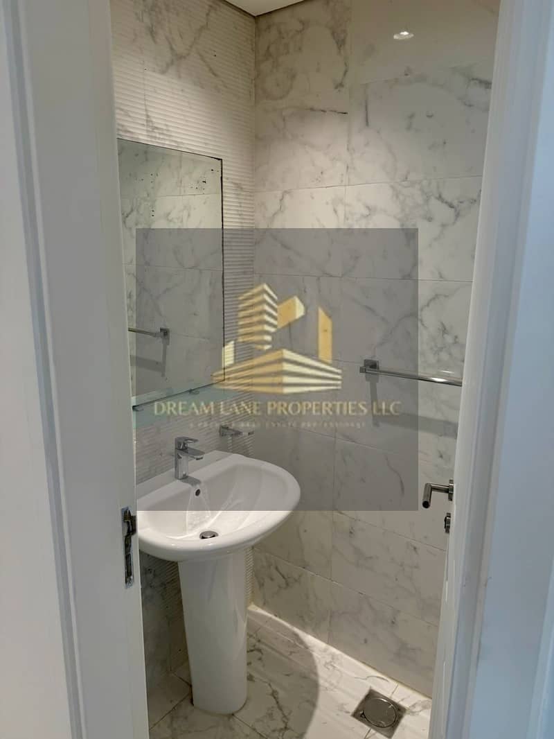 DISTREE DEAL FOR MORTAGE BUYER IN DUBAI SOUTH /PAY 20% AND MORTAGE / 1 BHK