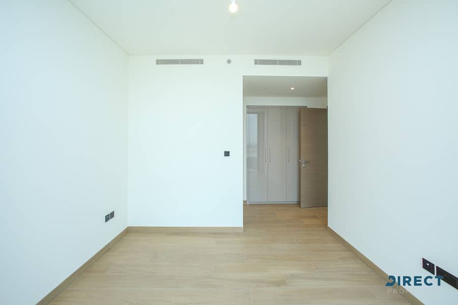 Large Layout | Prime Area | Kitchen White Goods - Image 9