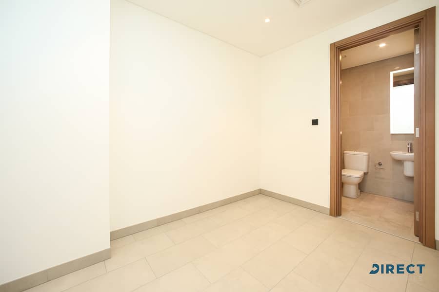 Large Layout | Prime Area | Kitchen White Goods - Image 15