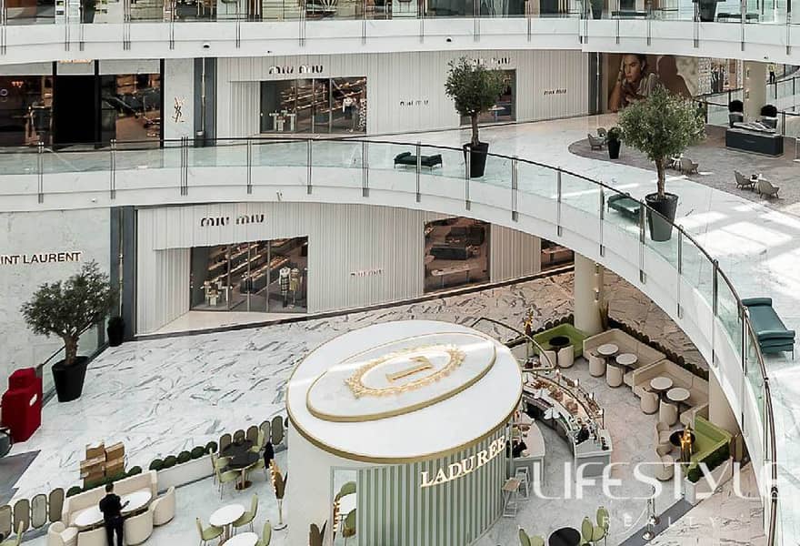 Last Floor / Sea View / Payment Plan