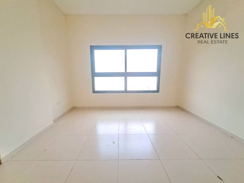 Family-Only 2BHK Apartment – Easy Access to Bus & Amenities