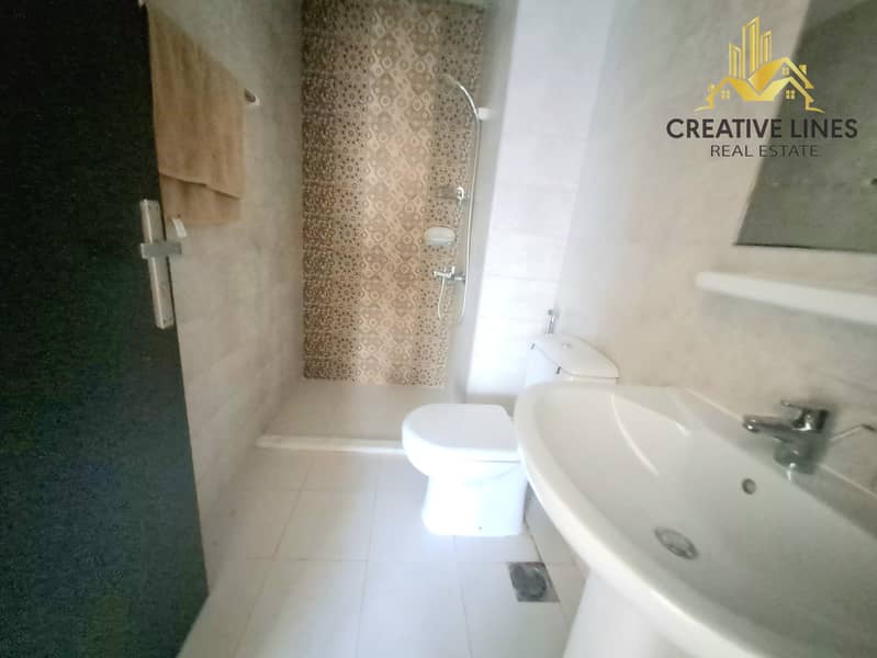 Family-Only 2BHK Apartment – Easy Access to Bus & Amenities - Image 10