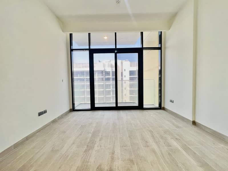 Luxury Corner | Chiller Free | 3 BHK Apartment – Boulevard Facing | All Amenties Are Available - Image 8