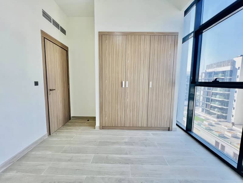 Luxury Corner | Chiller Free | 3 BHK Apartment – Boulevard Facing | All Amenties Are Available - Image 11