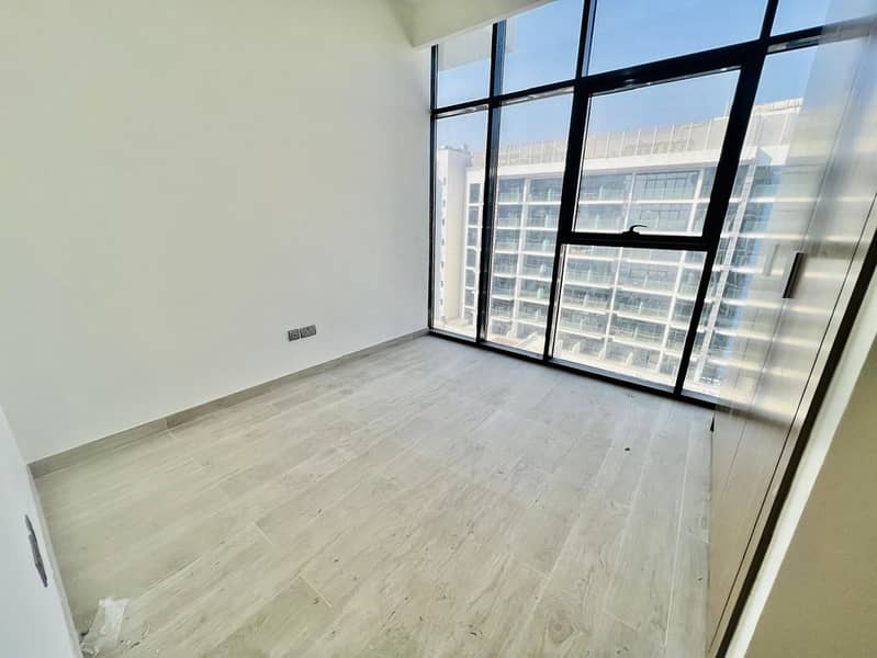 Luxury Corner | Chiller Free | 3 BHK Apartment – Boulevard Facing | All Amenties Are Available - Image 12