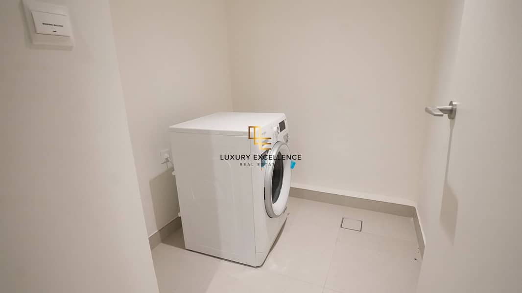 3 + Maids | Investor Deal | Closed Kitchen