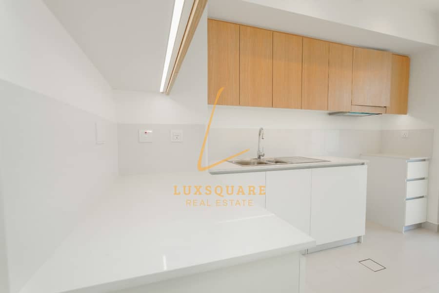 Ready To Move | Plus Maids | Great Layout