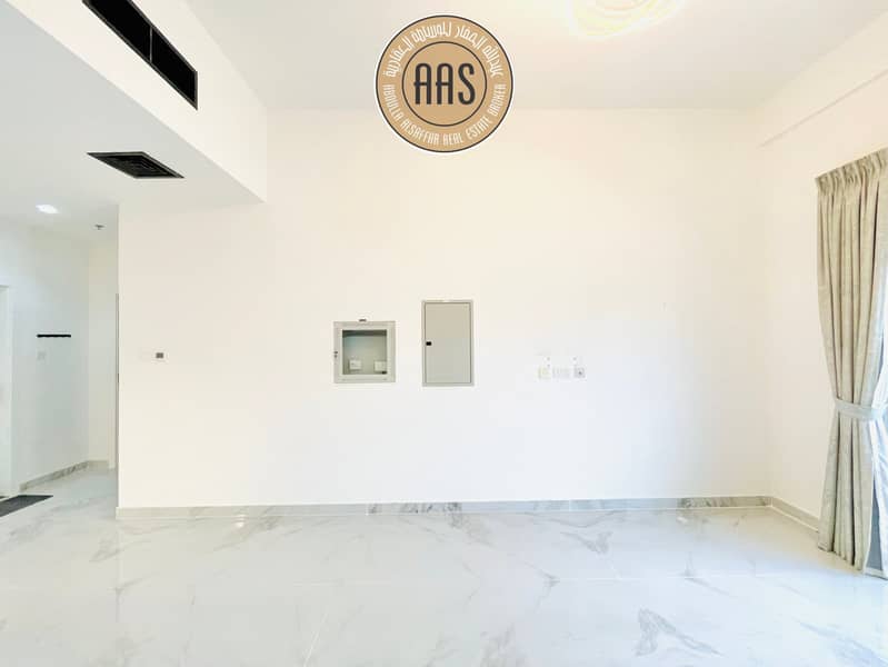 Like Brand New spacious 1BHk 62k in 6- cheques payment - Image 6