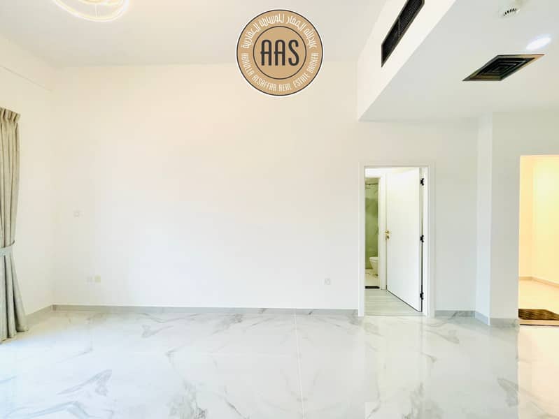 Like Brand New spacious 1BHk 62k in 6- cheques payment - Image 8