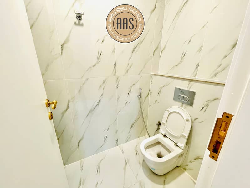 Like Brand New spacious 1BHk 62k in 6- cheques payment - Image 12