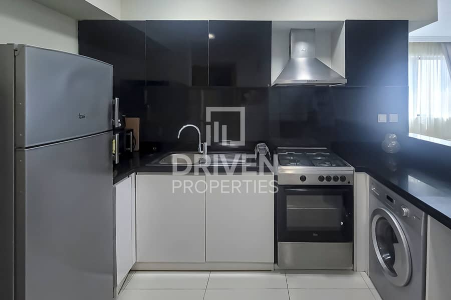 Prime Location | Fully Furnished | Spacious - Image 6