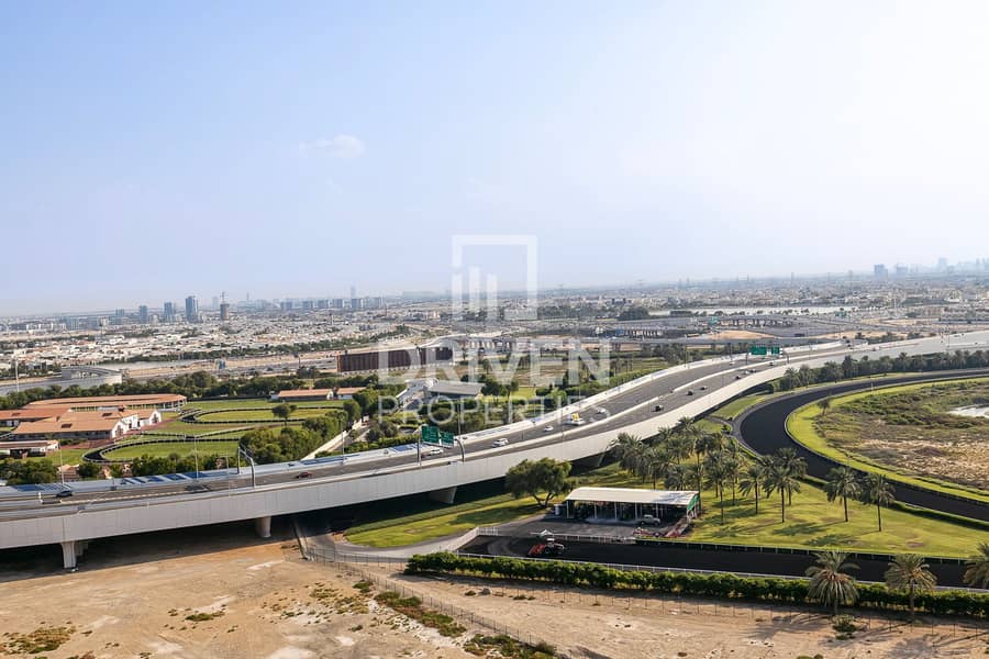 Prime Location | Fully Furnished | Spacious - Image 10